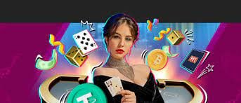 Pengguna membuka fitur aurajp lewat mobile